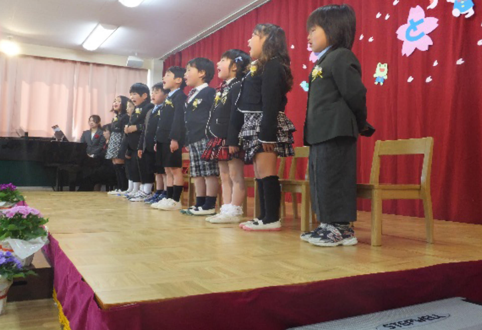 石巻ひがしこども園　卒園式・修了式