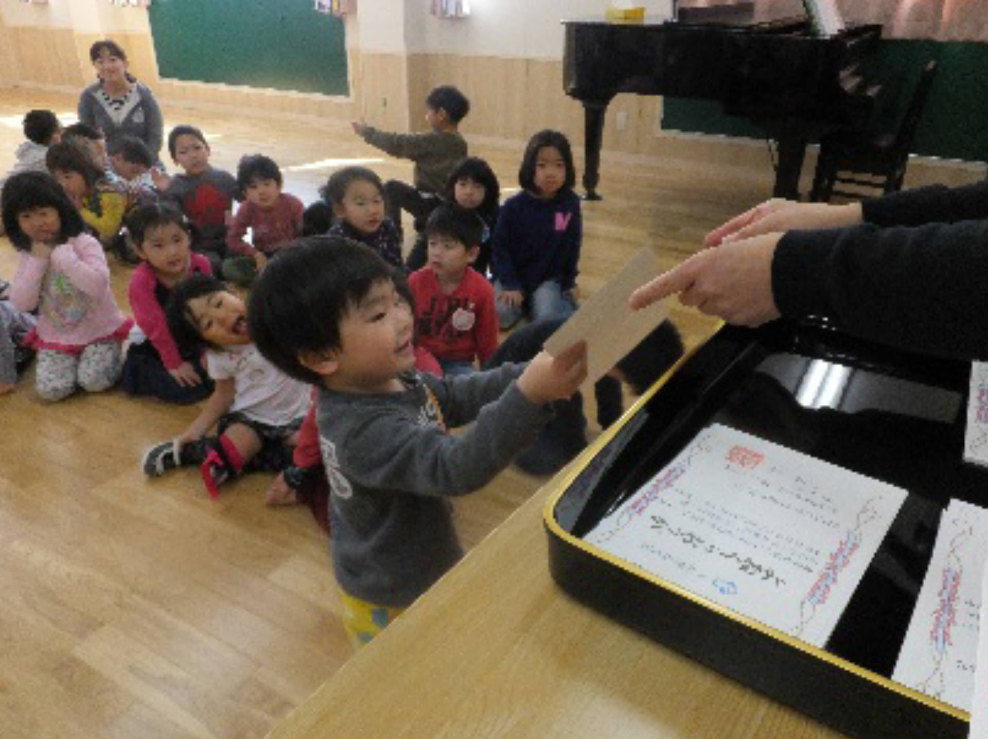 石巻ひがしこども園　卒園式・修了式